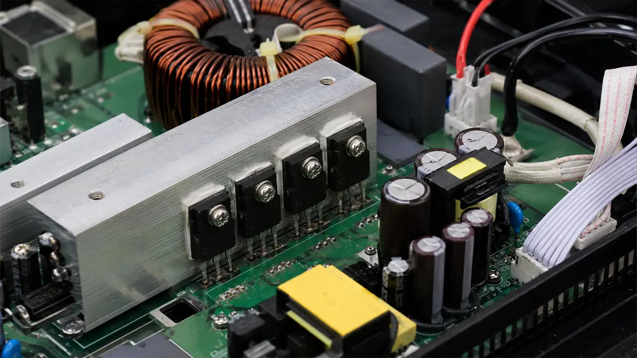 IGBT bếp từ trên bo mạch công suất